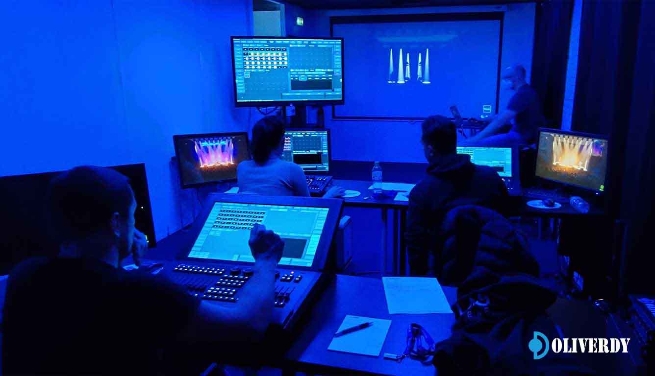 Apprendre la console d'éclairage Infinity Chimp 300 