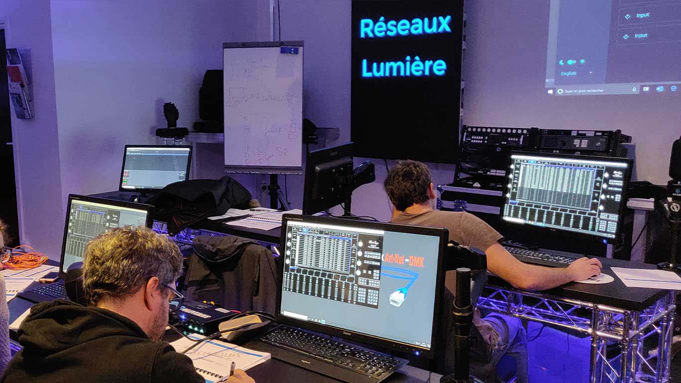 Formation réseaux lumière de spectacle