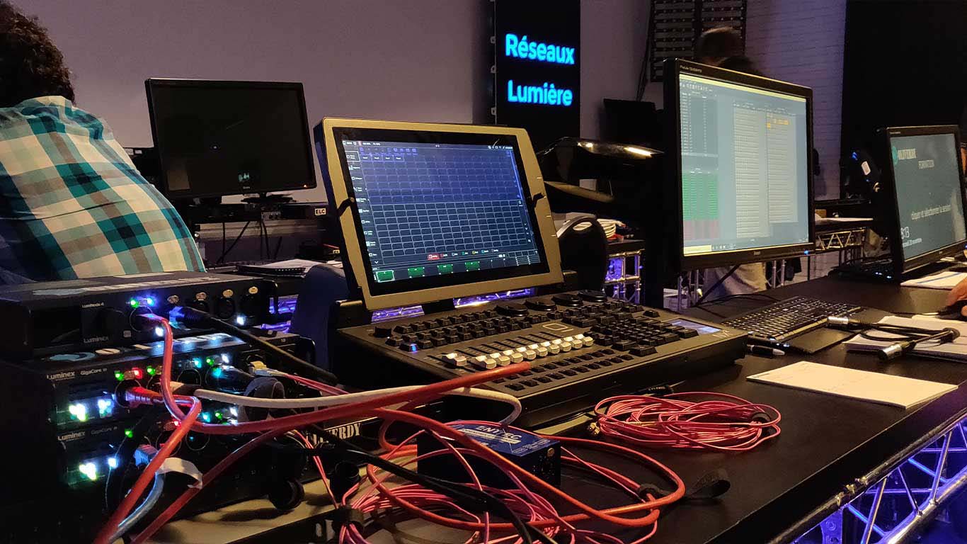 Formation réseaux lumière de spectacle