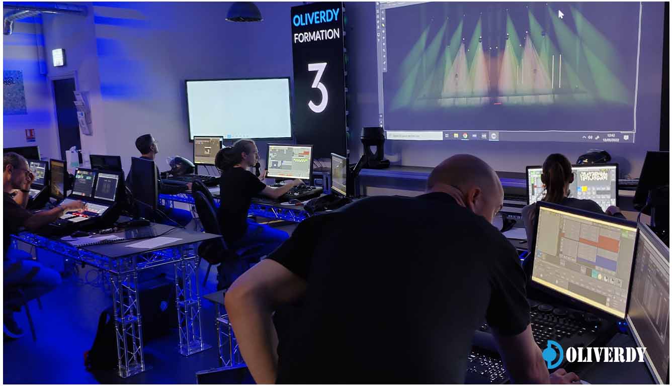 Programmation en éclairage avec grandMA3