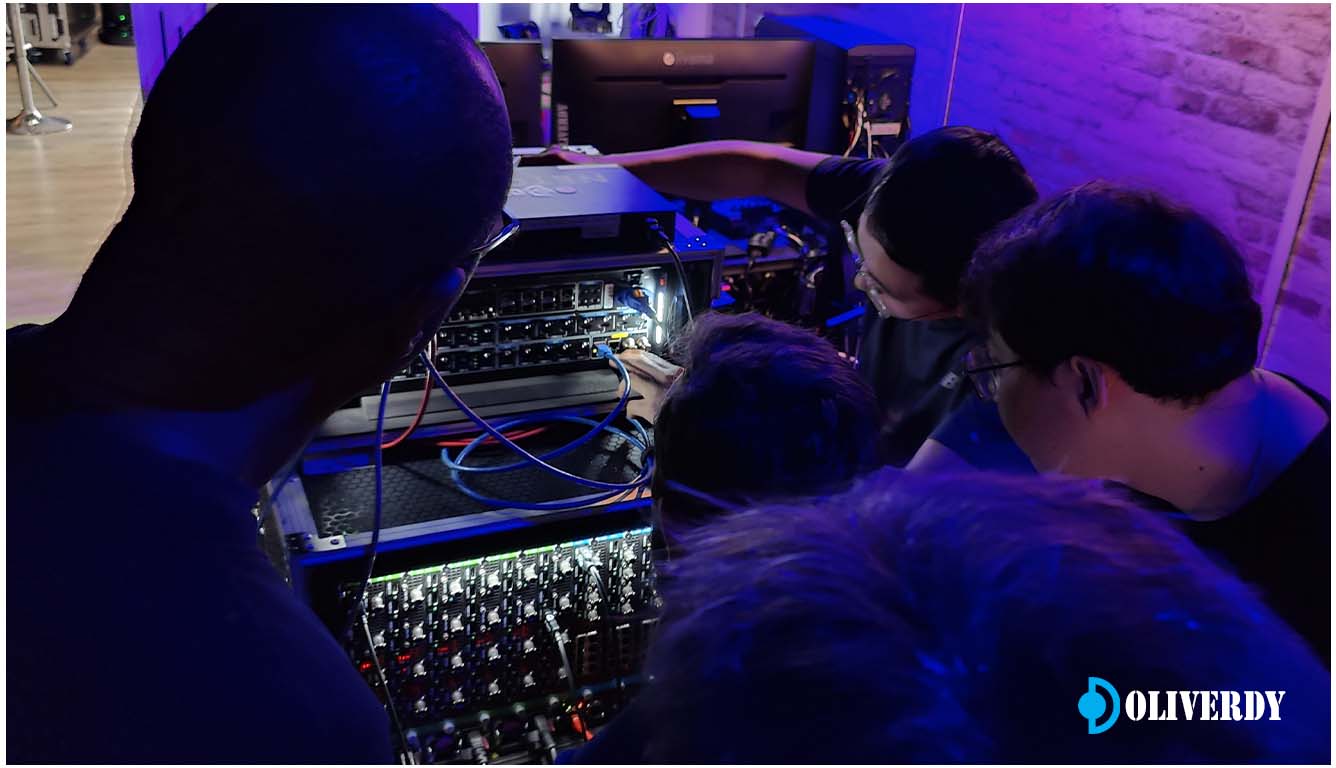 Groupe de participants en formation PixelHue - Certification en cours