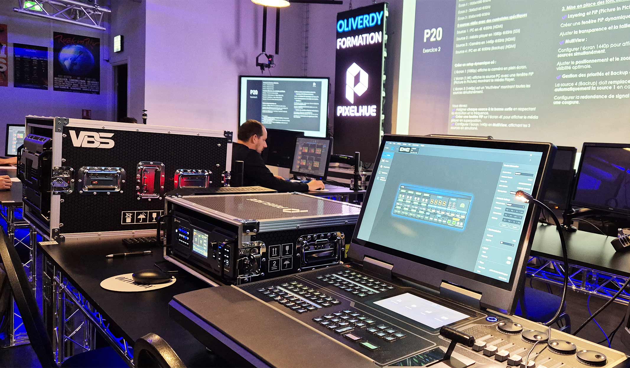 Apprentissage des switchers vidéo P20 et Q8 avec PixelFlow